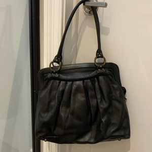 Black leather handbag / purse